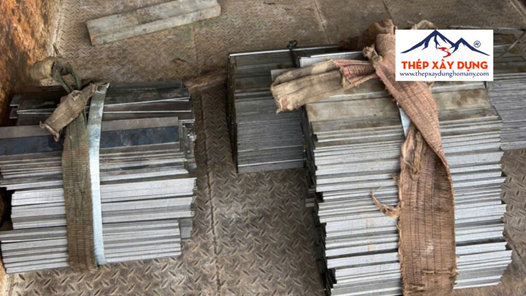 Tin tức 11 Bảng Báo Giá Tại Nhà Máy Sản Xuất Sắt Thép La Cập Nhật 2026 | Mua Giá Xưởng