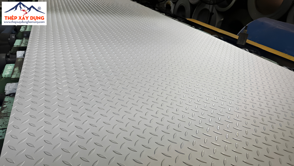 Báo Giá Inox Chống Trượt Chi Tiết | Giá Rẻ Uy Tín