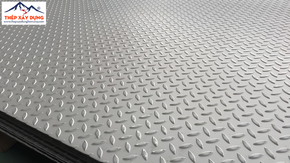 Báo Giá Tấm Inox Dập Gân Lót Sàn Khối Lượng Lớn 3 Báo Giá Tấm Inox Dập Gân Lót Sàn Khối Lượng Lớn